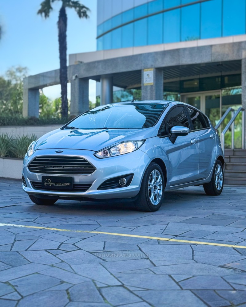 FIESTA 1.6 SE HATCH 16V FLEX 4P AUTOMÁTICO - 2015 - NOVO HAMBURGO