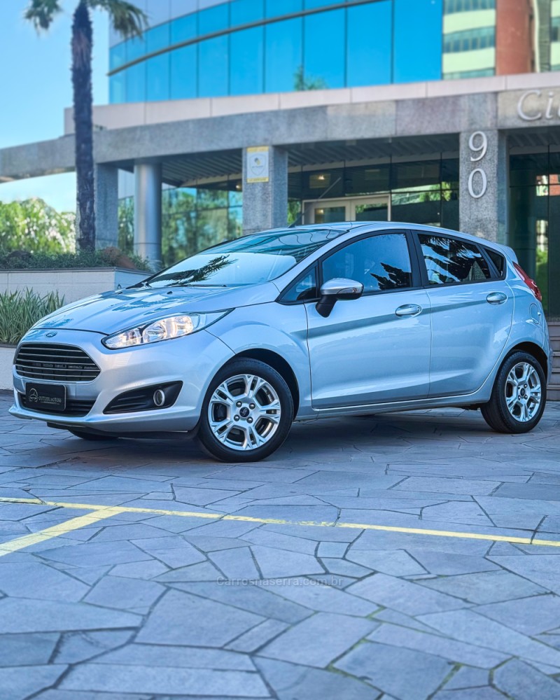 FIESTA 1.6 SE HATCH 16V FLEX 4P AUTOMÁTICO - 2015 - NOVO HAMBURGO