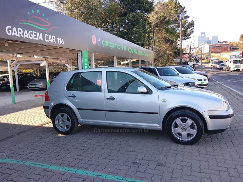 GOLF 1.6 MI BLACK & SILVER 8V GASOLINA 4P MANUAL - 2000 - CAXIAS DO SUL