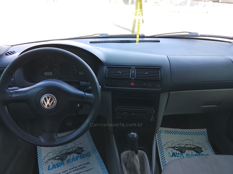 GOLF 1.6 MI BLACK & SILVER 8V GASOLINA 4P MANUAL - 2000 - CAXIAS DO SUL