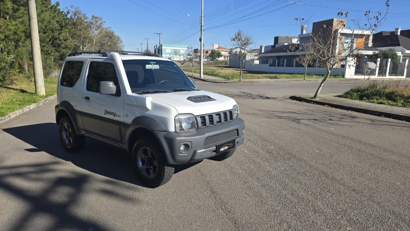 JIMNY 1.3 4ALL 4X4 16V GASOLINA 2P MANUAL - 2014 - BENTO GONçALVES