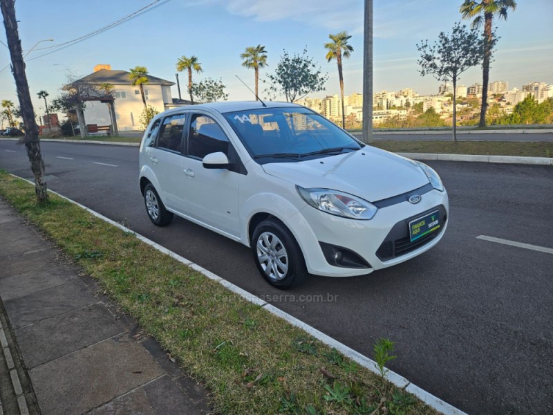FIESTA 1.6 ROCAM SE PLUS 8V FLEX 4P MANUAL - 2014 - VERANóPOLIS