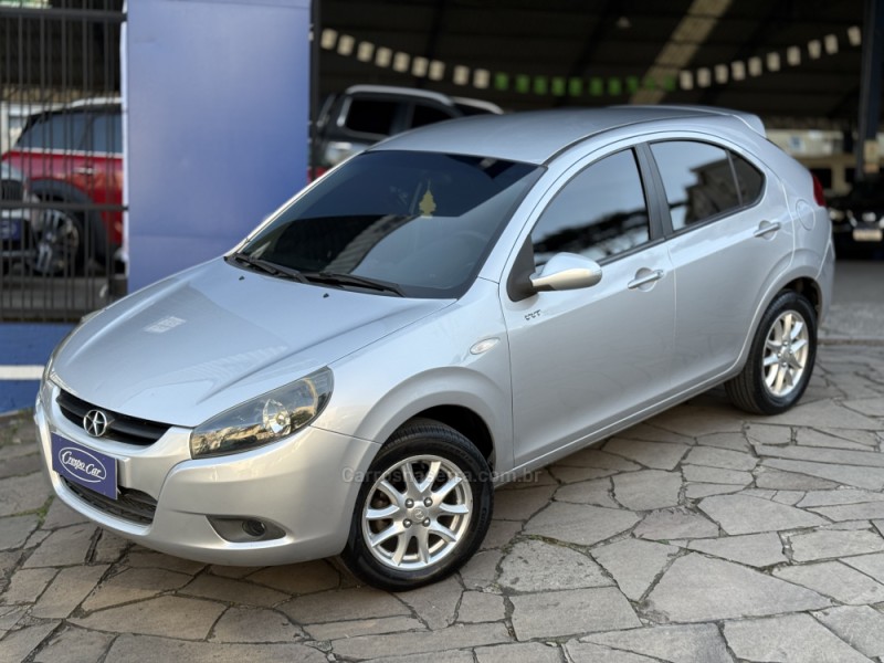 j3 1.4 16v gasolina 4p manual 2013 caxias do sul