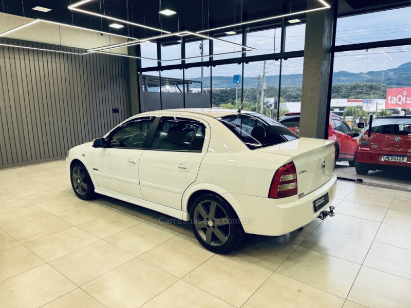 ASTRA 2.0 MPFI 8V FLEX 4P AUTOMATICO - 2008 - DOIS IRMãOS