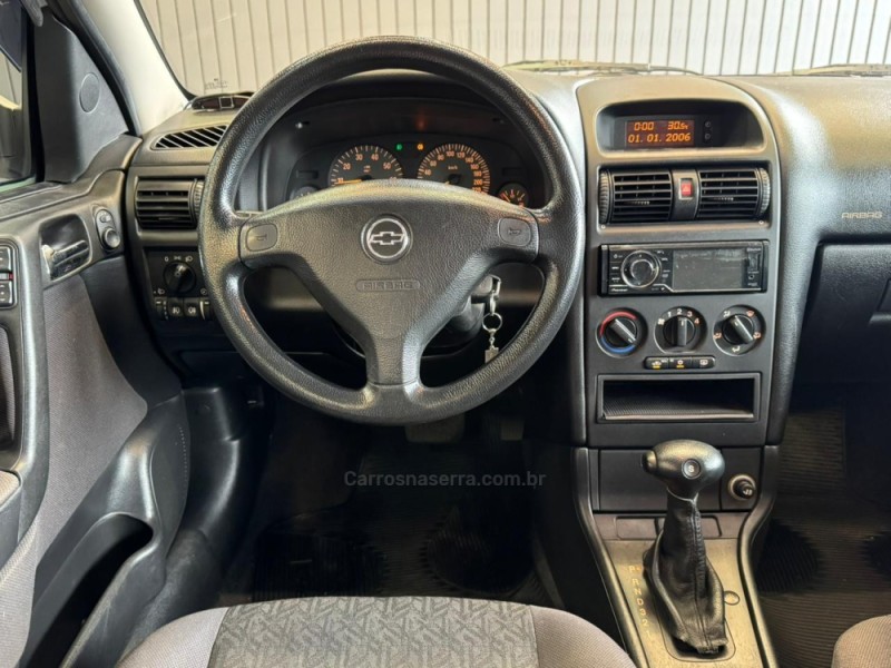 ASTRA 2.0 MPFI 8V FLEX 4P AUTOMATICO - 2008 - DOIS IRMãOS