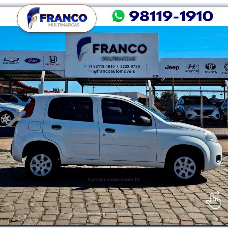 UNO 1.0 EVO VIVACE 8V FLEX 4P MANUAL - 2014 - VACARIA