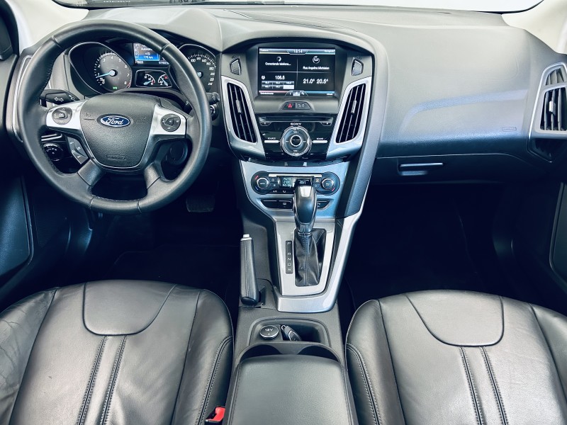 FOCUS 2.0 TITANIUM PLUS 16V FLEX 4P AUTOMÁTICO - 2015 - CAXIAS DO SUL
