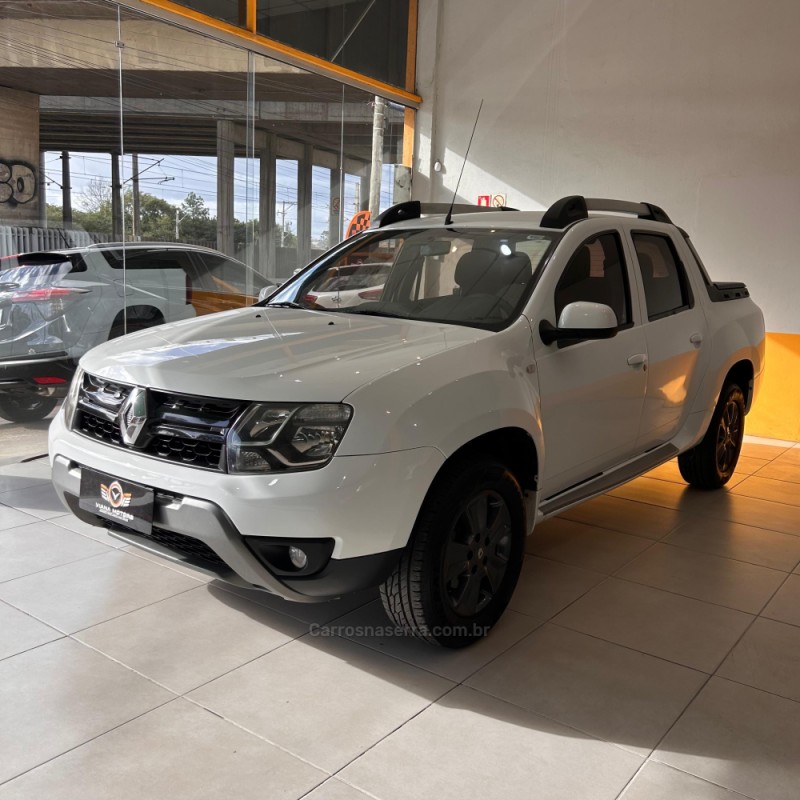 DUSTER OROCH 2.0 16V FLEX DYNAMIQUE 4P MANUAL - 2016 - SAPUCAIA DO SUL