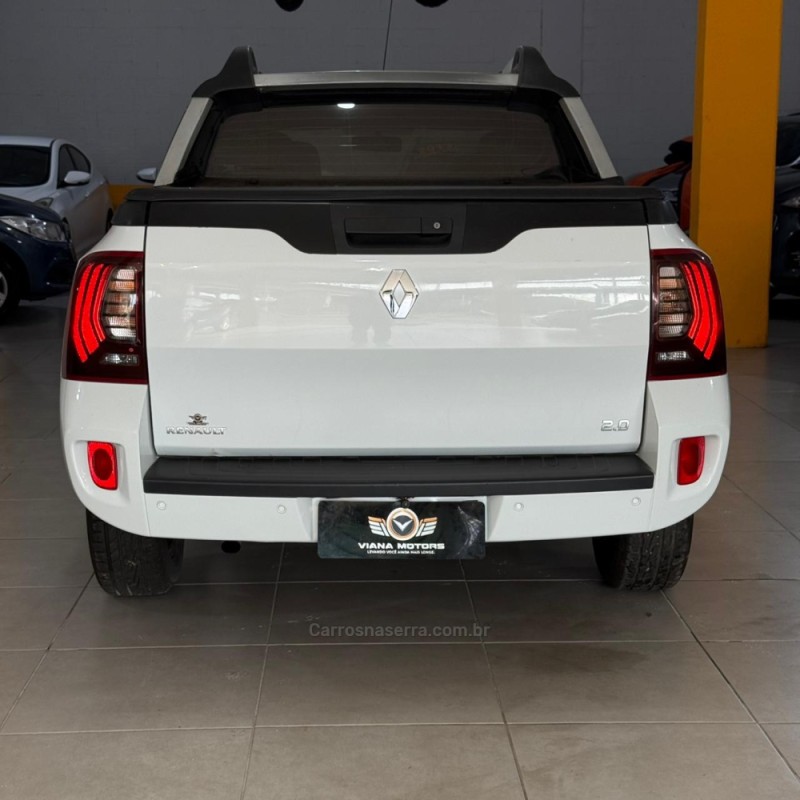 DUSTER OROCH 2.0 16V FLEX DYNAMIQUE 4P MANUAL - 2016 - SAPUCAIA DO SUL
