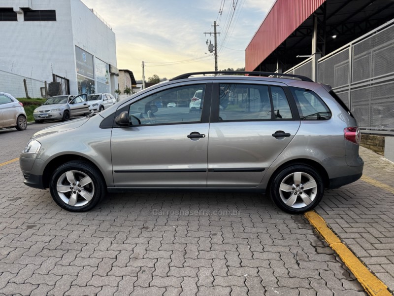 SPACEFOX 1.6 MI 8V FLEX 4P MANUAL