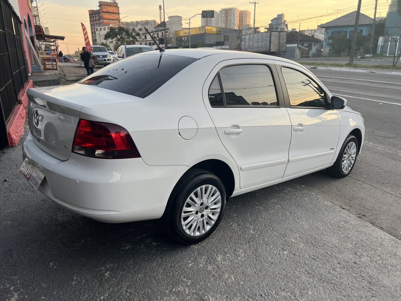 VOYAGE 1.6 MI TREND 8V FLEX 4P MANUAL - 2013 - CAXIAS DO SUL