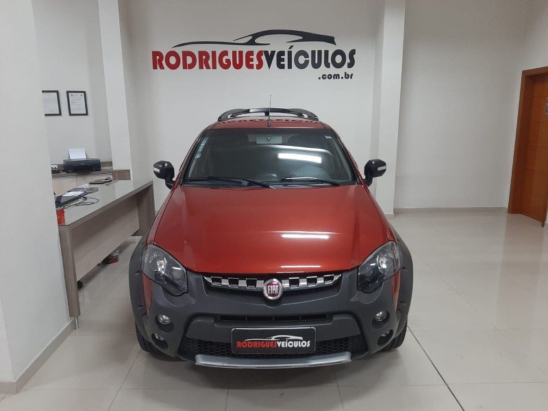PALIO 1.8 MPI ADVENTURE LOCKER WEEKEND 16V FLEX 4P AUTOMATIZADO - 2016 - CAXIAS DO SUL