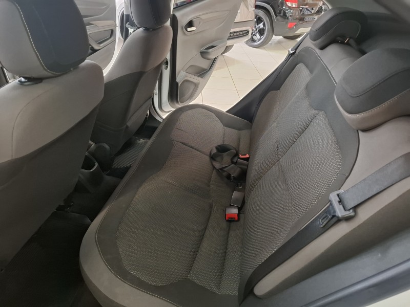 PRISMA 1.4 MPFI LTZ 8V FLEX 4P MANUAL - 2016 - FARROUPILHA