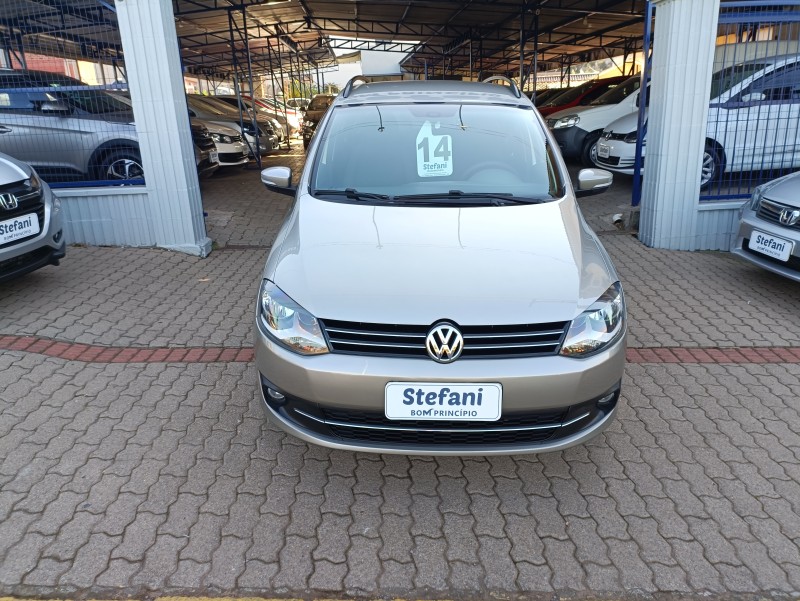 SPACEFOX 1.6 MI HIGHLINE 8V FLEX 4P MANUAL - 2014 - BOM PRINCíPIO