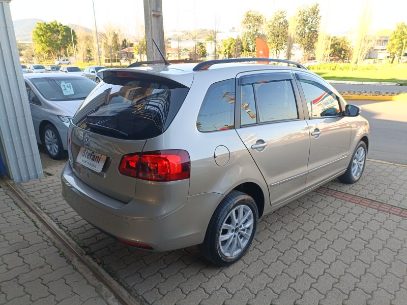 SPACEFOX 1.6 MI HIGHLINE 8V FLEX 4P MANUAL - 2014 - BOM PRINCíPIO