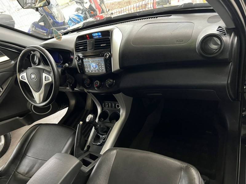 X60 1.8 16V GASOLINA 4P MANUAL - 2014 - CAXIAS DO SUL