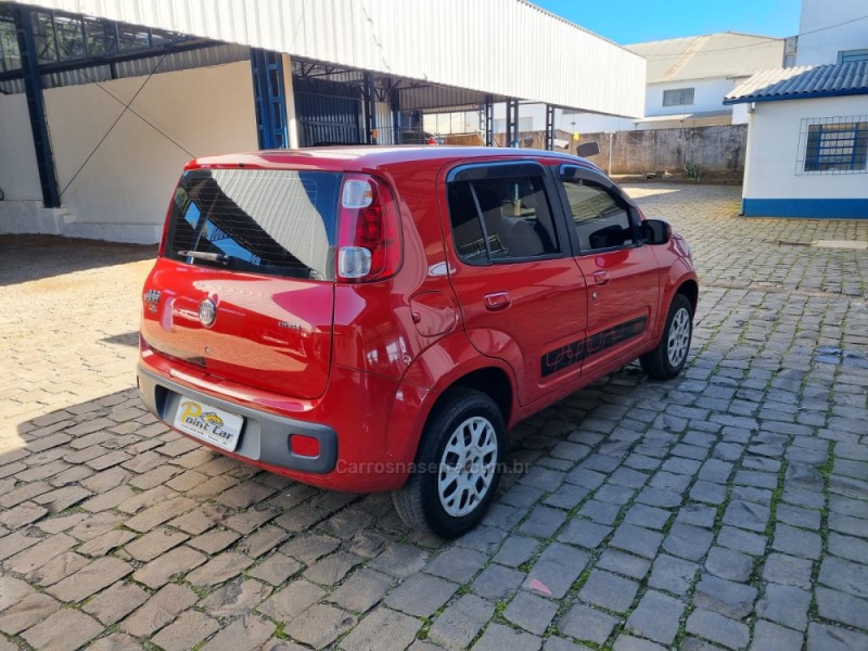 UNO 1.0 EVO VIVACE 8V FLEX 4P MANUAL - 2014 - VACARIA