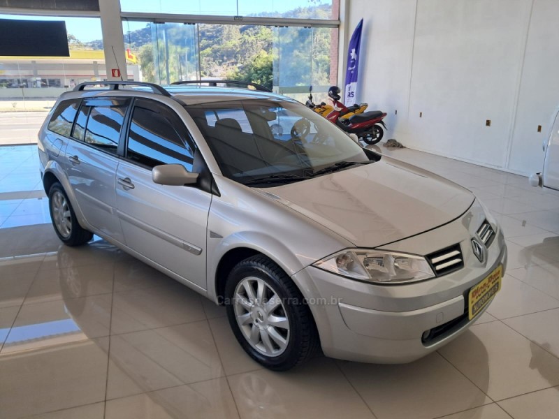MÉGANE 1.6 DYNAMIQUE GRAND TOUR 16V FLEX 4P MANUAL - 2010 - NOVA PETRóPOLIS