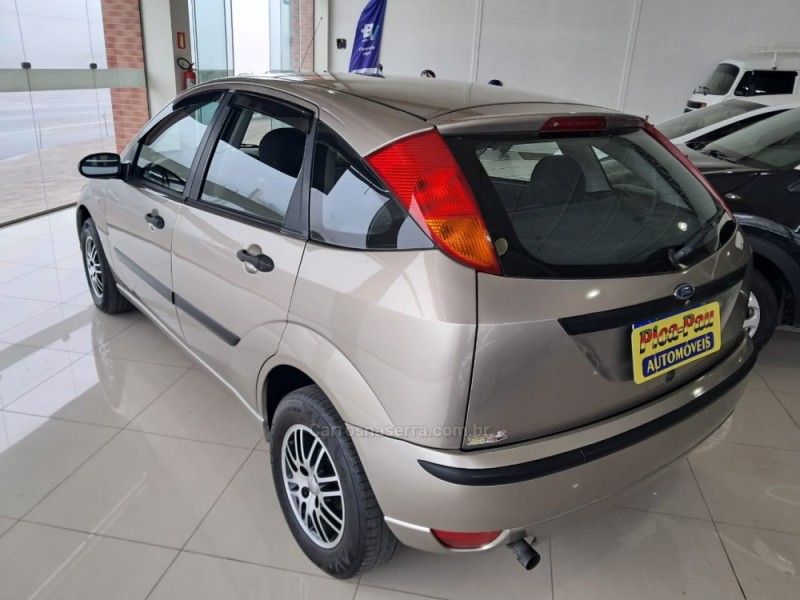 FOCUS 1.6 GL 8V GASOLINA 4P MANUAL - 2005 - NOVA PETRóPOLIS