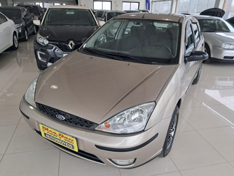 FOCUS 1.6 GL 8V GASOLINA 4P MANUAL - 2005 - NOVA PETRóPOLIS