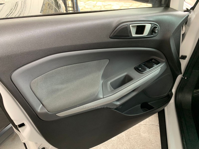 ECOSPORT 2.0 FREESTYLE 4WD 16V FLEX 4P MANUAL - 2014 - CAXIAS DO SUL