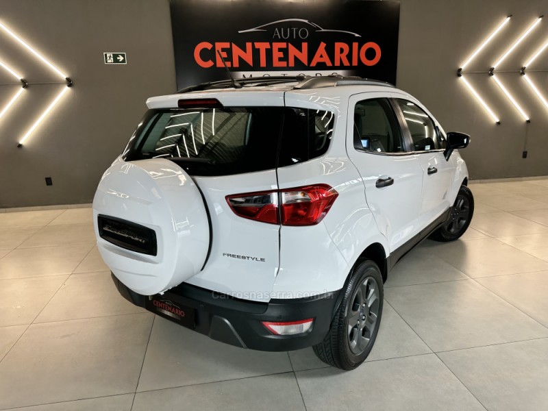 ECOSPORT 1.5 TIVCT FLEX FREESTYLE AUTOMÁTICO - 2019 - SAPIRANGA