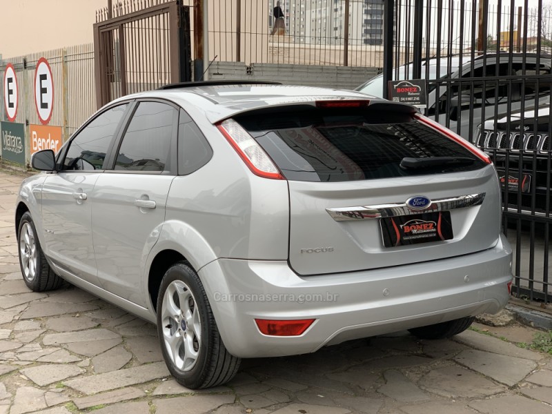 FOCUS 2.0 TITANIUM HATCH 16V FLEX 4P AUTOMÁTICO - 2013 - CAXIAS DO SUL