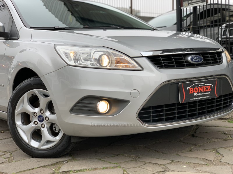 FOCUS 2.0 TITANIUM HATCH 16V FLEX 4P AUTOMÁTICO - 2013 - CAXIAS DO SUL
