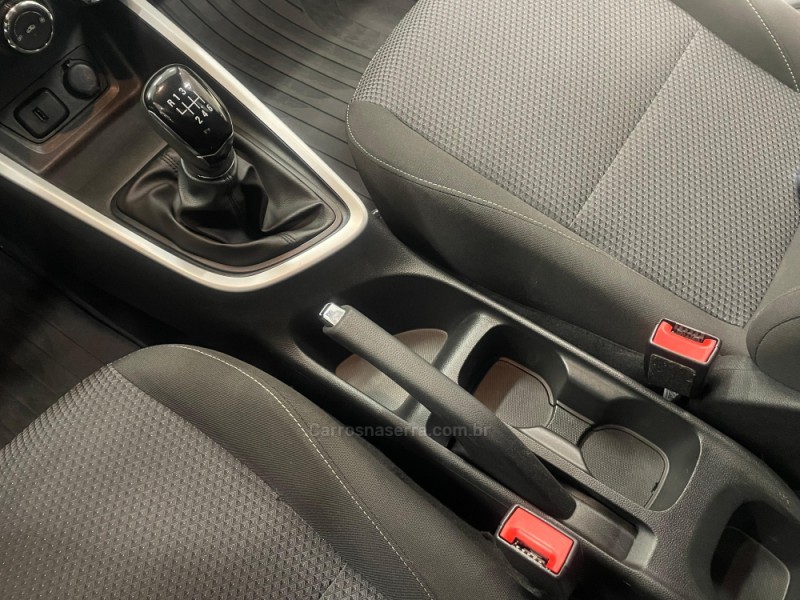 ONIX 1.0 LT 12V TURBO FLEX 4P MANUAL - 2023 - VERANóPOLIS