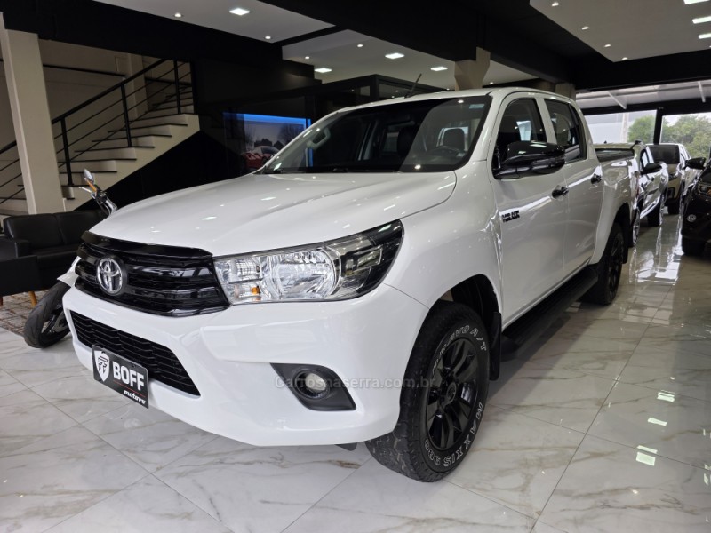 HILUX 2.8 4X4 CD 8V DIESEL 4P MANUAL - 2020 - CAXIAS DO SUL