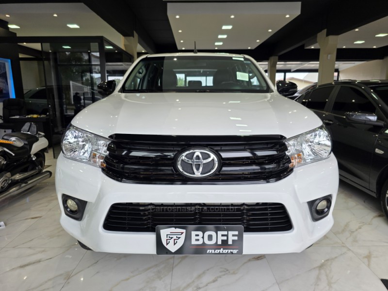 HILUX 2.8 4X4 CD 8V DIESEL 4P MANUAL - 2020 - CAXIAS DO SUL