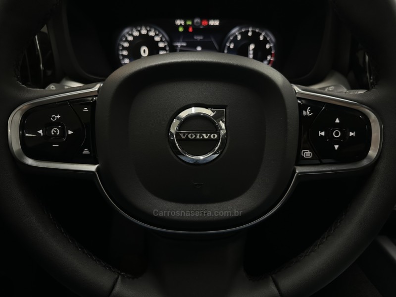 XC60 2.0 T5 MOMENTUM GASOLINA 4P AUTOMÁTICO - 2020 - CHARQUEADAS