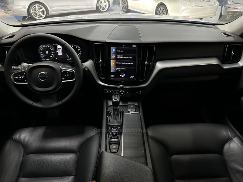 XC60 2.0 T5 MOMENTUM GASOLINA 4P AUTOMÁTICO - 2020 - CHARQUEADAS