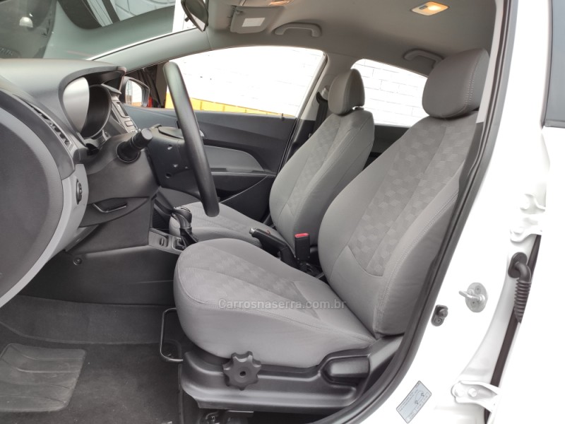 HB20S 1.6 COMFORT PLUS 16V FLEX 4P AUTOMÁTICO - 2017 - VENâNCIO AIRES