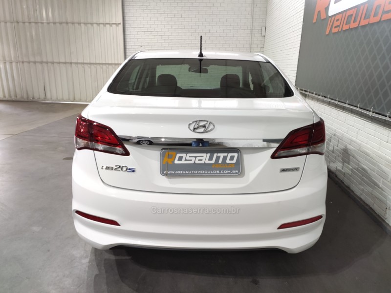 HB20S 1.6 COMFORT PLUS 16V FLEX 4P AUTOMÁTICO - 2017 - VENâNCIO AIRES