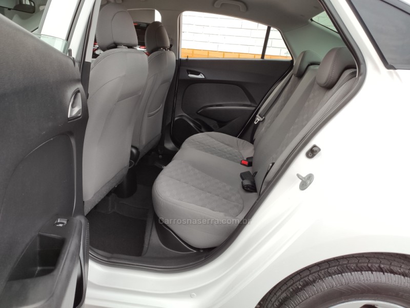 HB20S 1.6 COMFORT PLUS 16V FLEX 4P AUTOMÁTICO - 2017 - VENâNCIO AIRES