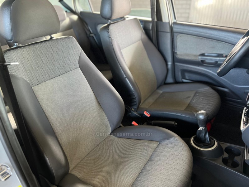 VOYAGE 1.0 MI CITY 8V FLEX 4P MANUAL - 2014 - CAXIAS DO SUL