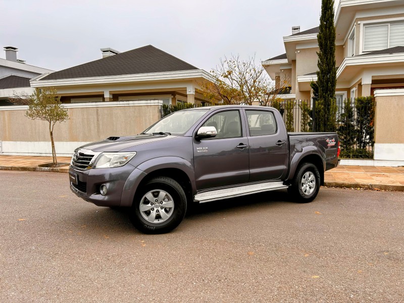 hilux 3.0 srv 4x4 cd 16v turbo intercooler diesel 4p automatico 2012 bento goncalves