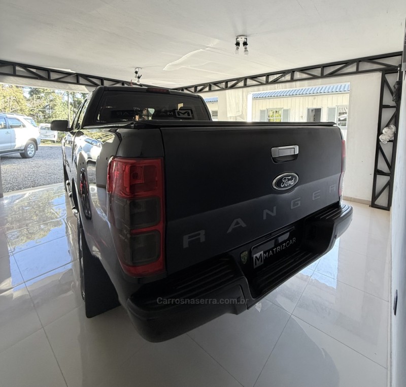 RANGER 2.5 XLS 4X2 CD 16V FLEX 4P MANUAL - 2014 - CANELA