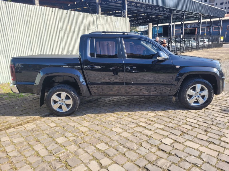 AMAROK 2.0 HIGHLINE 4X4 CD 16V TURBO INTERCOOLER DIESEL 4P AUTOMÁTICO - 2018 - CAXIAS DO SUL