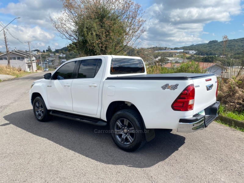 HILUX 2.8 SR 4X4 CD 16V DIESEL 4P AUTOMÁTICO - 2024 - FLORES DA CUNHA