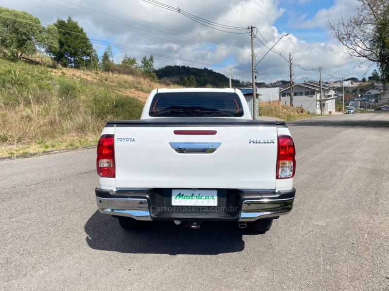 HILUX 2.8 SR 4X4 CD 16V DIESEL 4P AUTOMÁTICO - 2024 - FLORES DA CUNHA