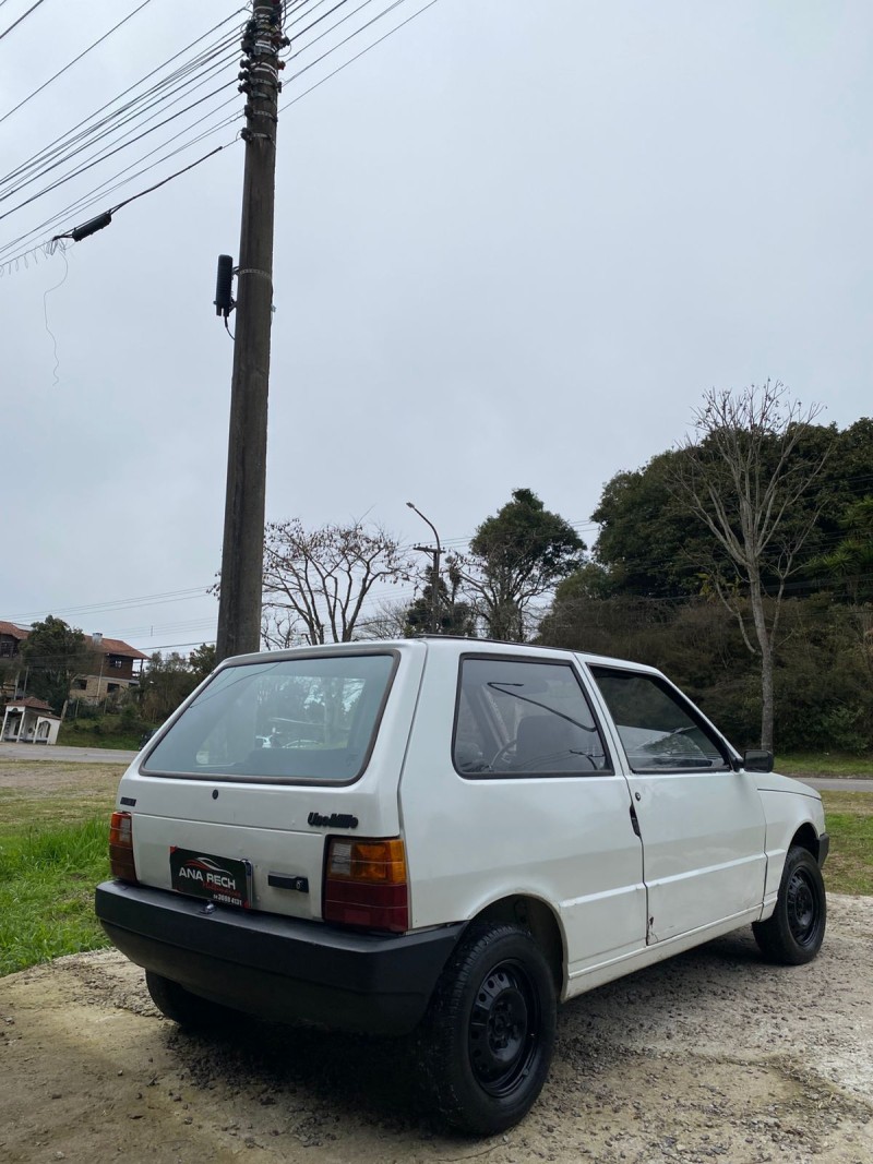 UNO 1.0 MILLE ELETRONIC 8V GASOLINA 2P MANUAL - 1991 - CAXIAS DO SUL