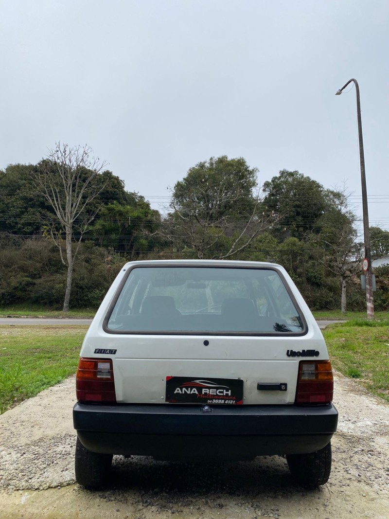UNO 1.0 MILLE ELETRONIC 8V GASOLINA 2P MANUAL - 1991 - CAXIAS DO SUL