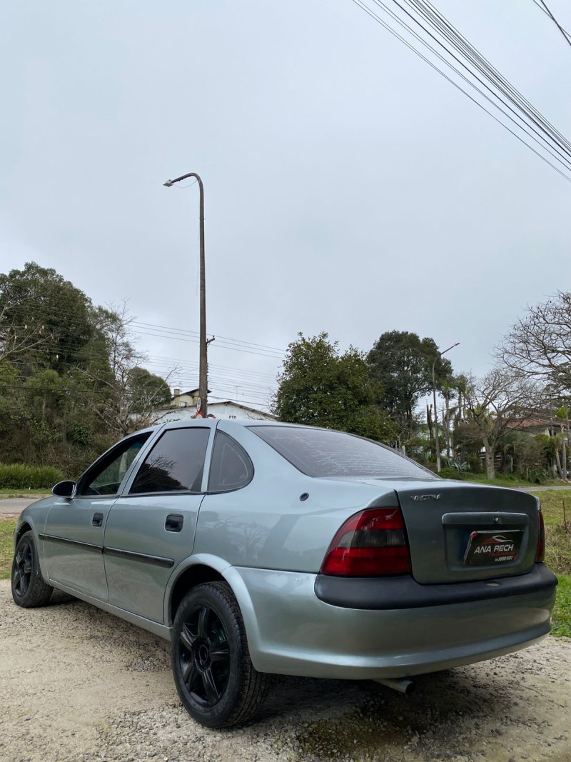 VECTRA 2.2 MPFI GL 8V GASOLINA 4P MANUAL - 1997 - CAXIAS DO SUL