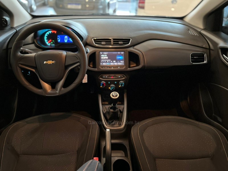 ONIX 1.4 MPFI LTZ 8V FLEX 4P MANUAL - 2015 - CAXIAS DO SUL