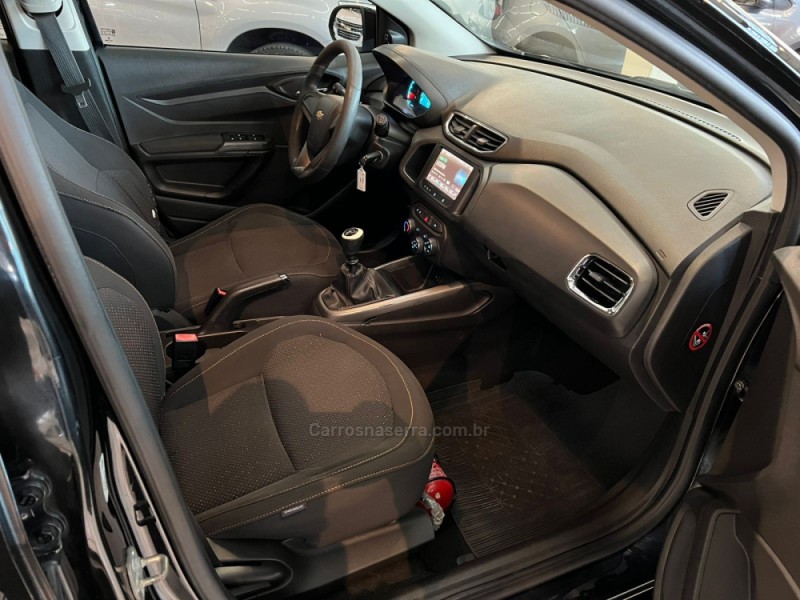 ONIX 1.4 MPFI LTZ 8V FLEX 4P MANUAL - 2015 - CAXIAS DO SUL