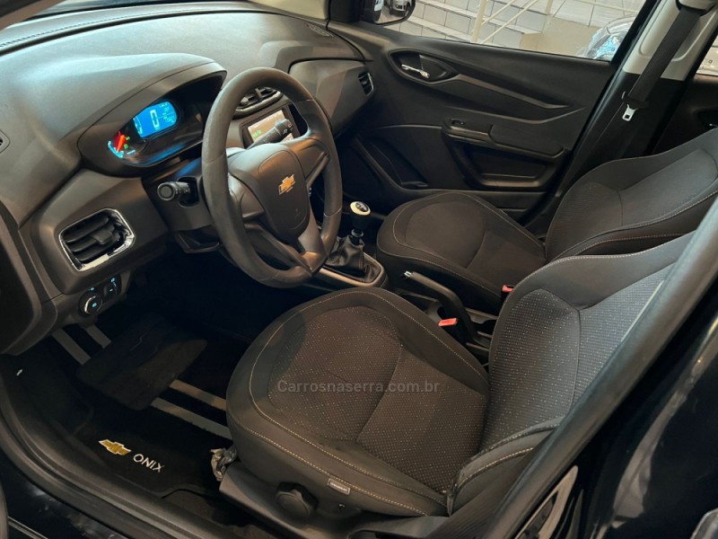ONIX 1.4 MPFI LTZ 8V FLEX 4P MANUAL - 2015 - CAXIAS DO SUL