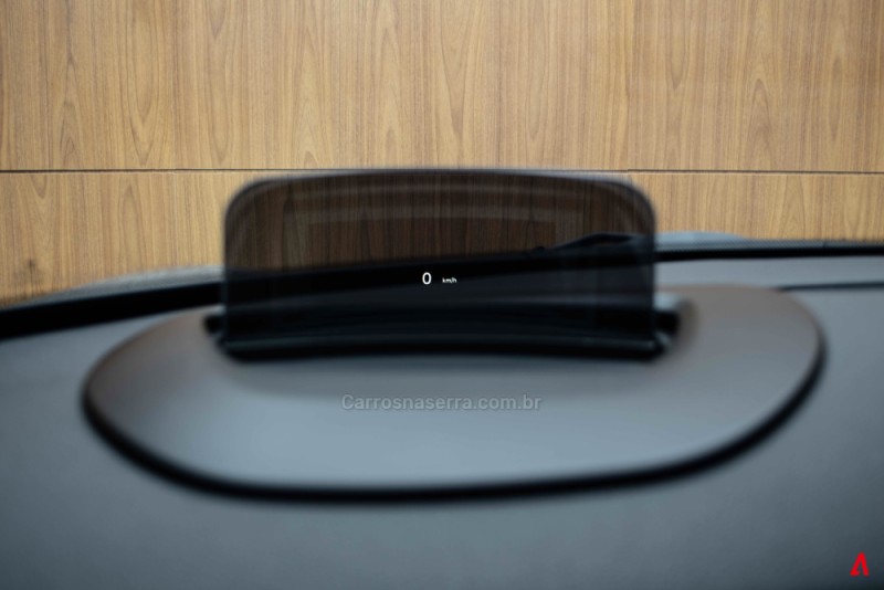 COOPER S E MULTITONE EDITION 184CV ELÉTRICO 2P AUTOMÁTICO - 2023 - GARIBALDI