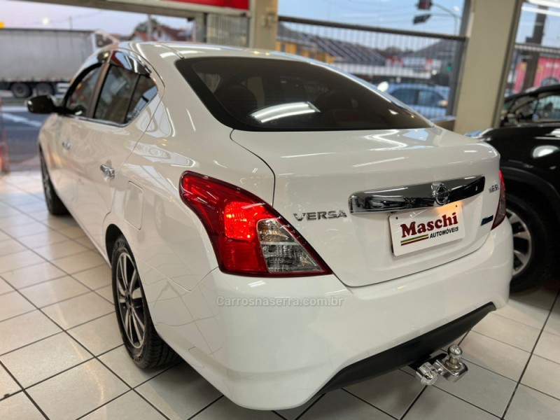 VERSA 1.6 16V FLEX SL 4P XTRONIC - 2018 - CAXIAS DO SUL